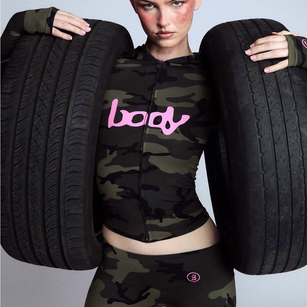 SOLD: Body by Raven Tracy Basics Set 2.0 (camo/pink)
